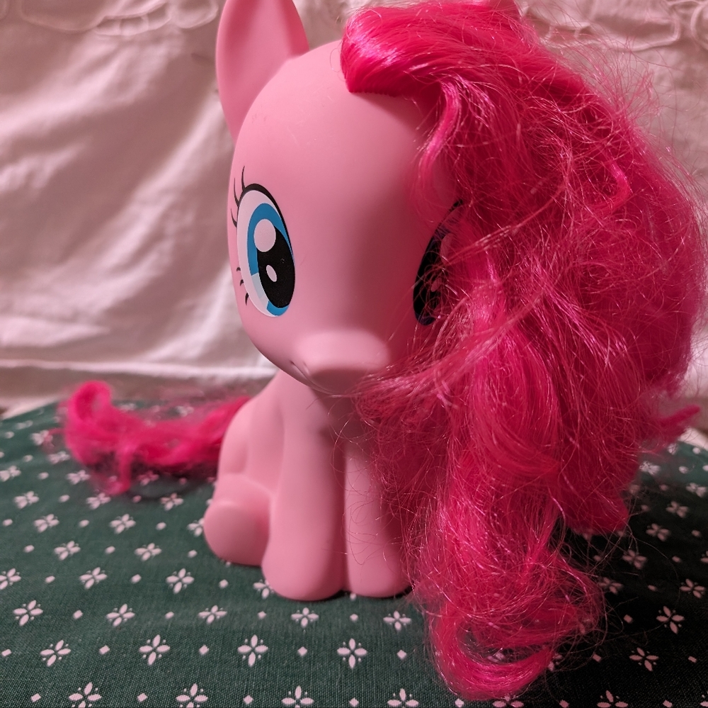 2016 Hasbro My Little Pony Pinkie Pie